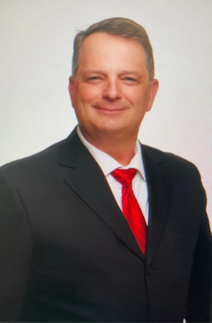 Vincent Knapp
